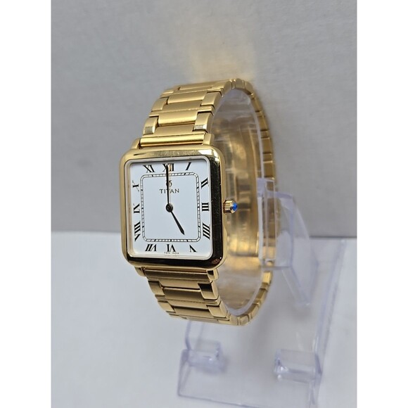 Titan Quartz Gold Tone Square Watch White 29mm Roman Bracelet New Battery 510YAC - Picture 2 of 12